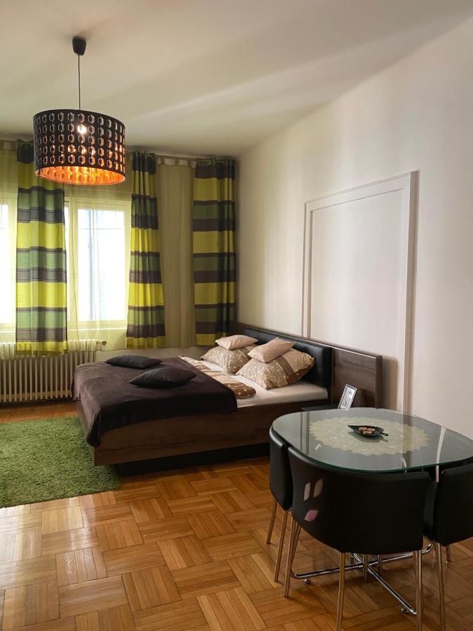 Come & Stay Apartments And Rooms City Center Budapest Exterior foto