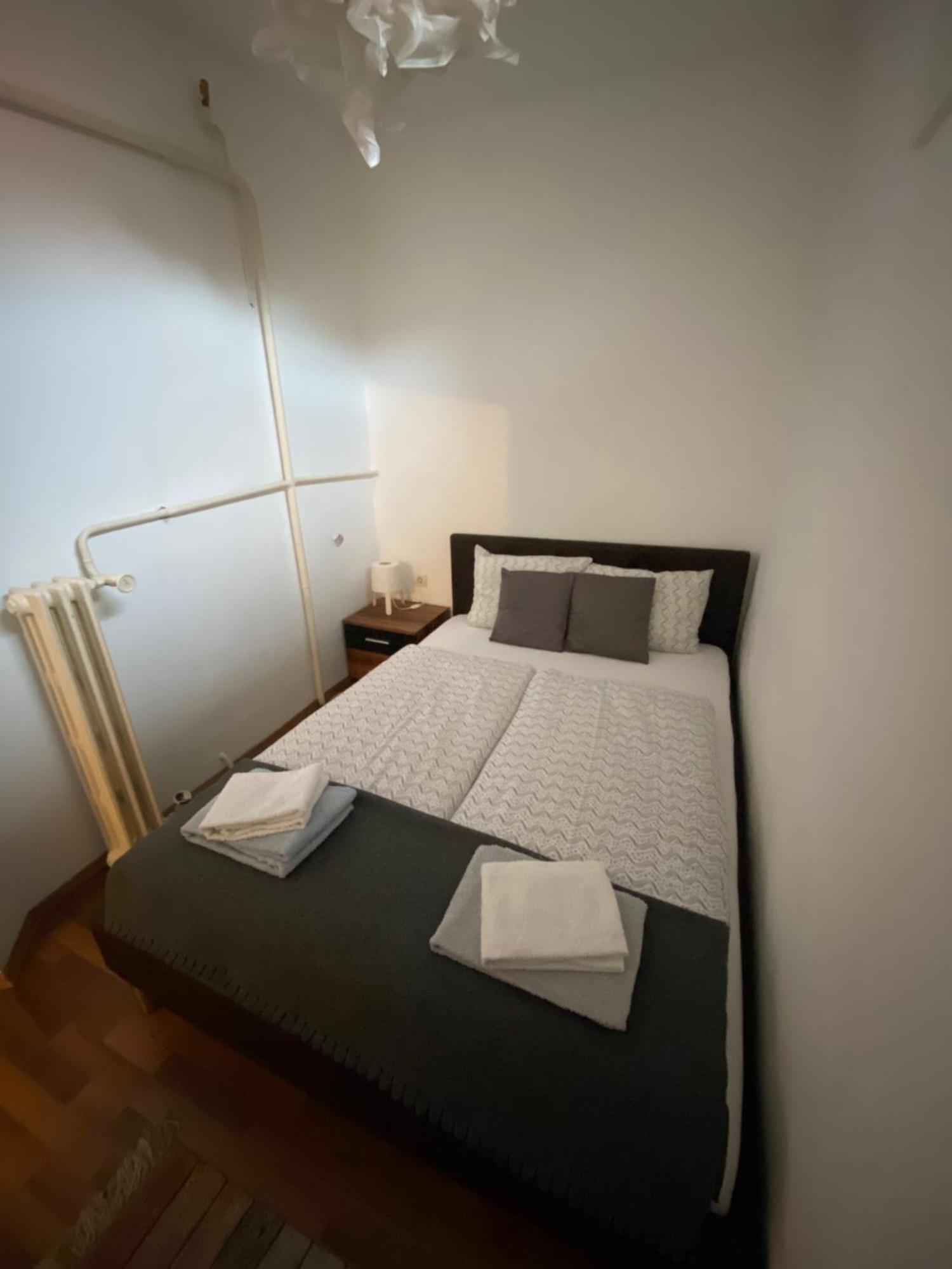 Come & Stay Apartments And Rooms City Center Budapest Exterior foto